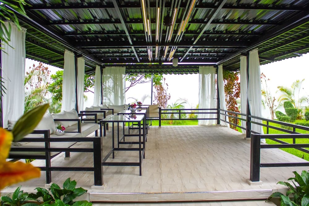 Hotel Rancho Guacamayos - Photo 53