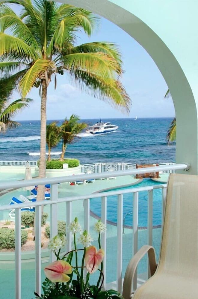 Oyster Bay Beach Resort - Photo 89