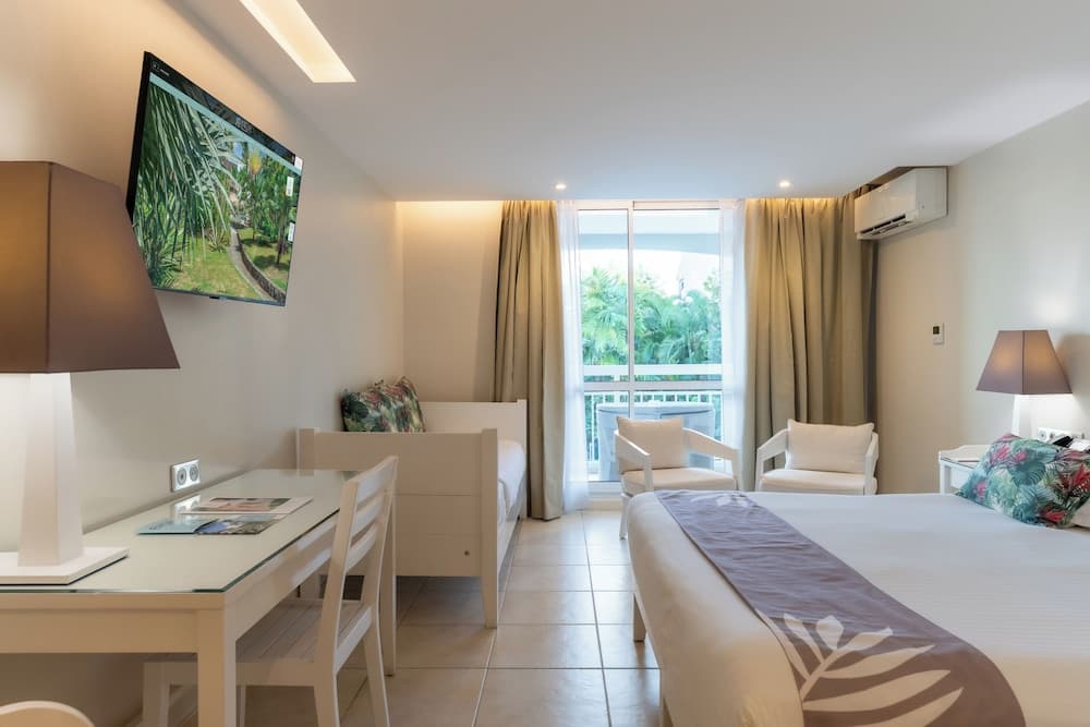 Hotel La Pagerie - Photo 16