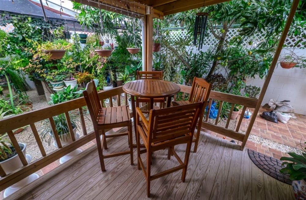 Willard's Bed and Breakfast - Photo 16