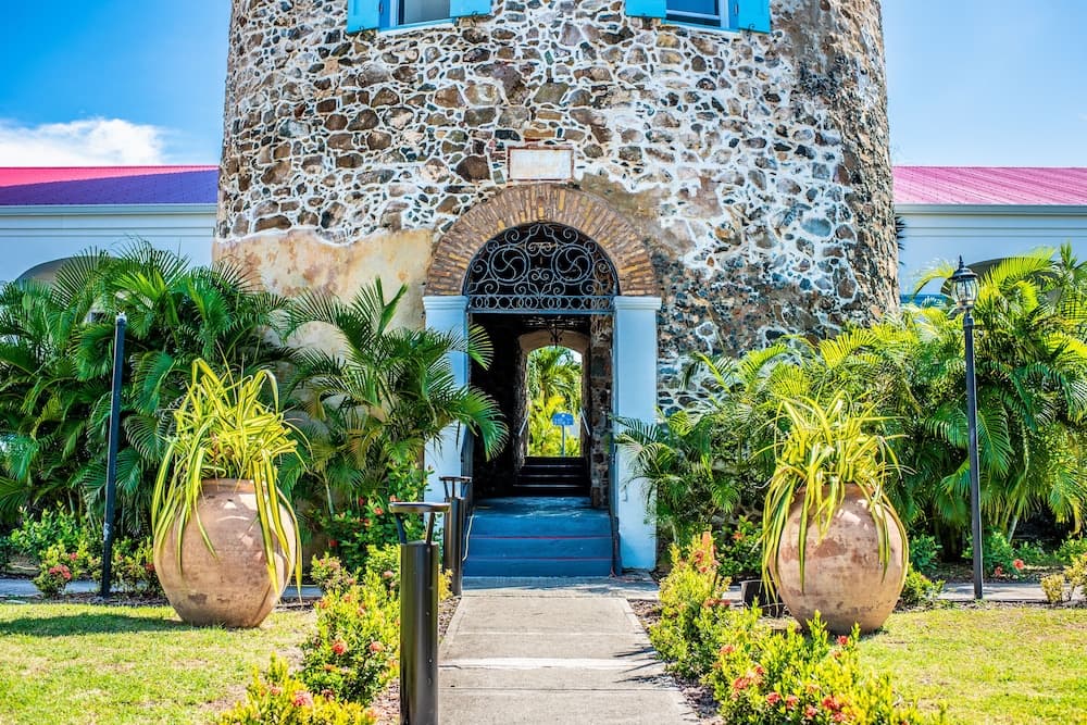 Castle Villas at Bluebeard's - Photo 34