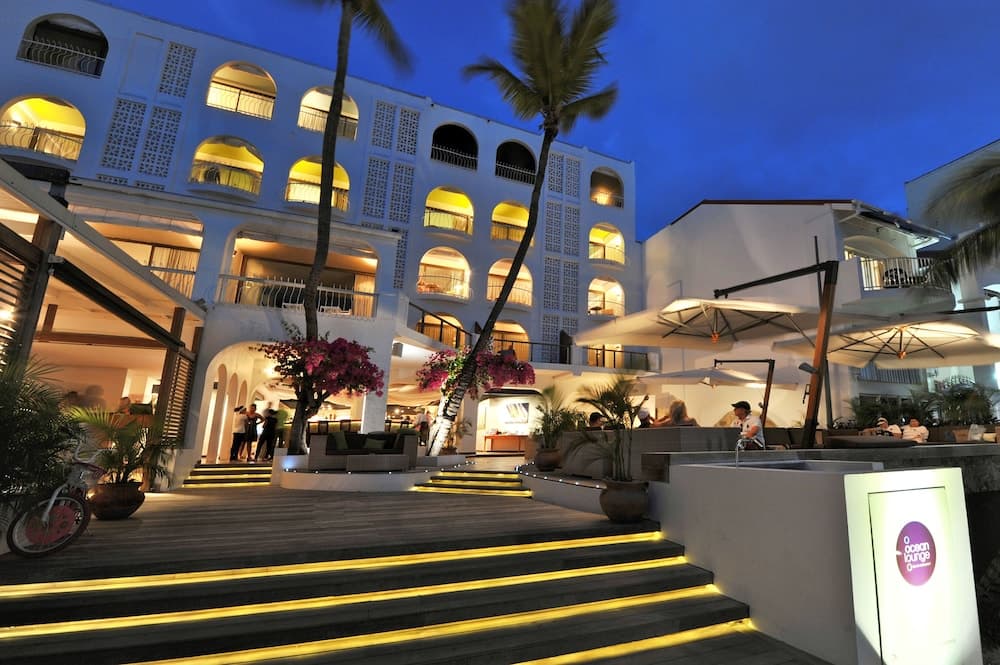 Holland House Beach Hotel - Photo 58