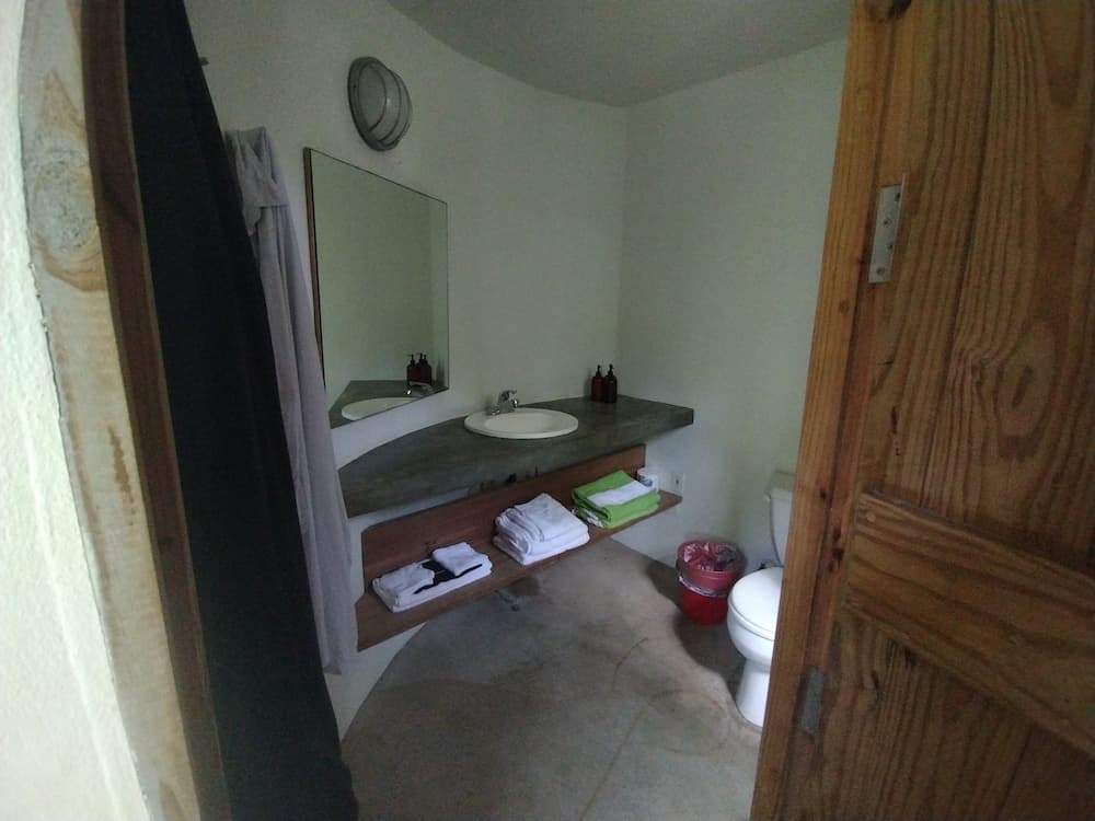 Hix Island House - Photo 46