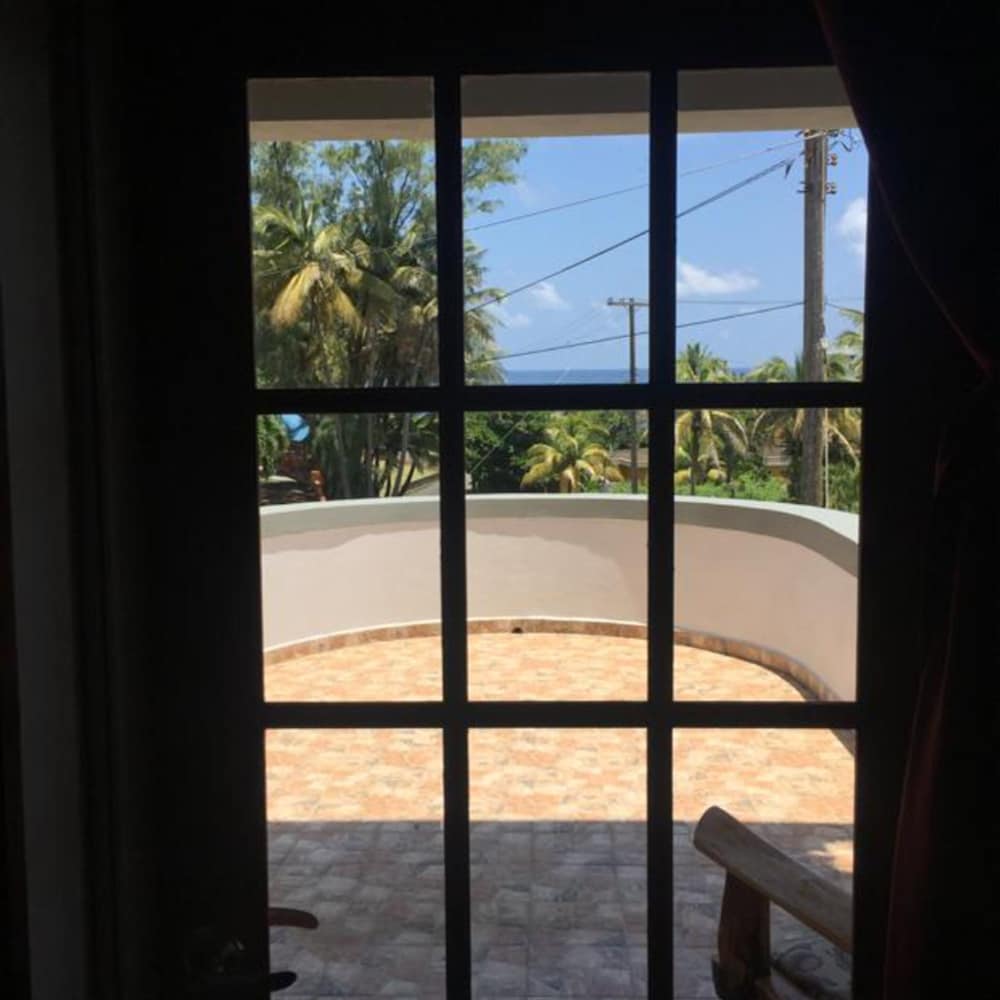 Spring Gardens Resort - Photo 23