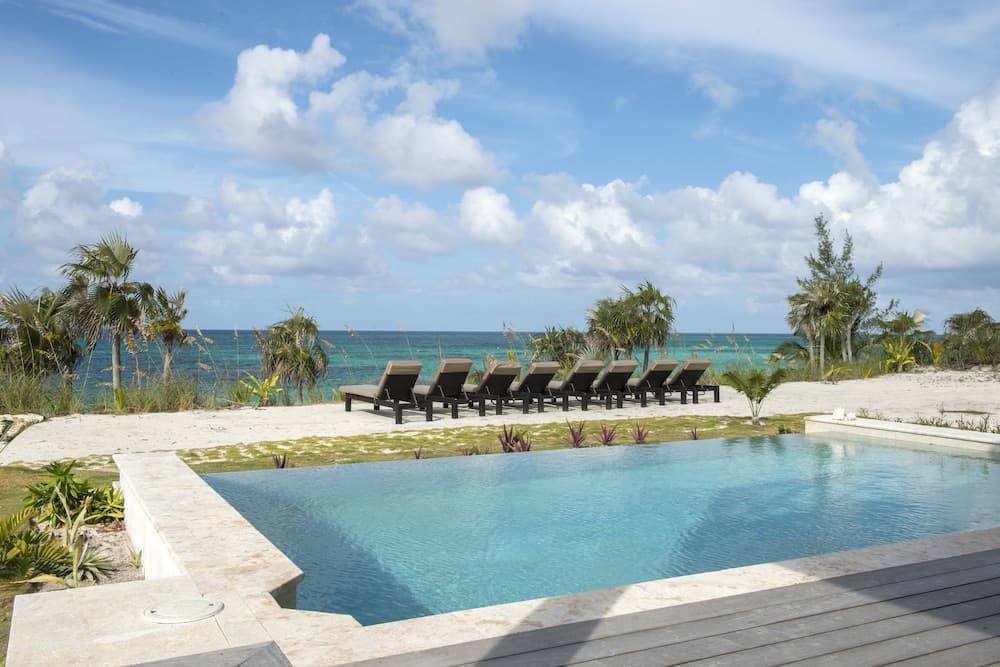 La Bougainvillea Hotel and Villas - Photo 87