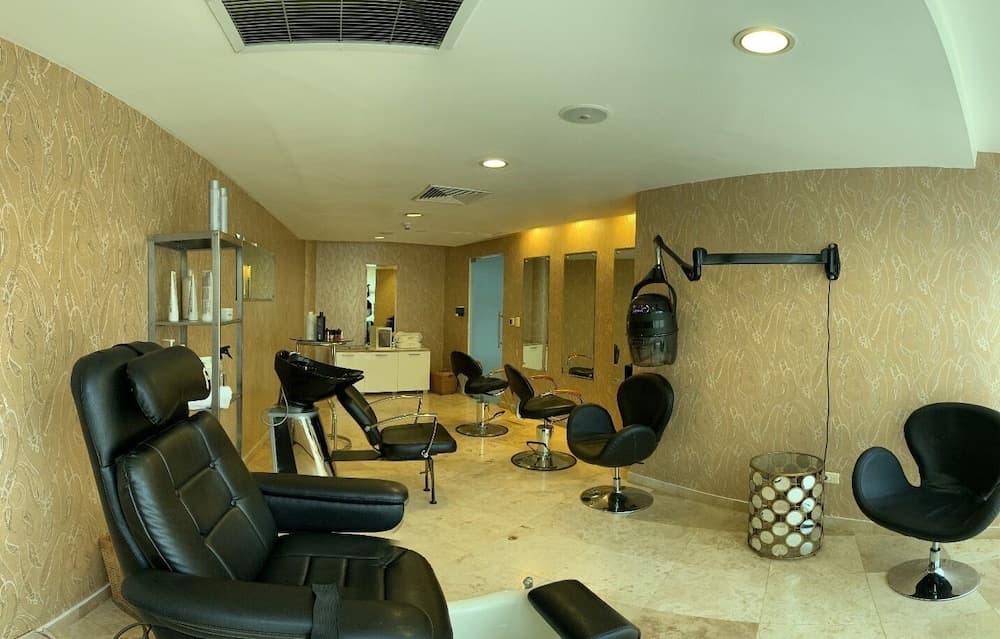 Hotel Bannister by Mint - Photo 35