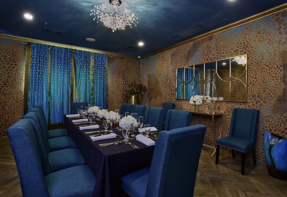 R Hotel Kingston - Photo 40