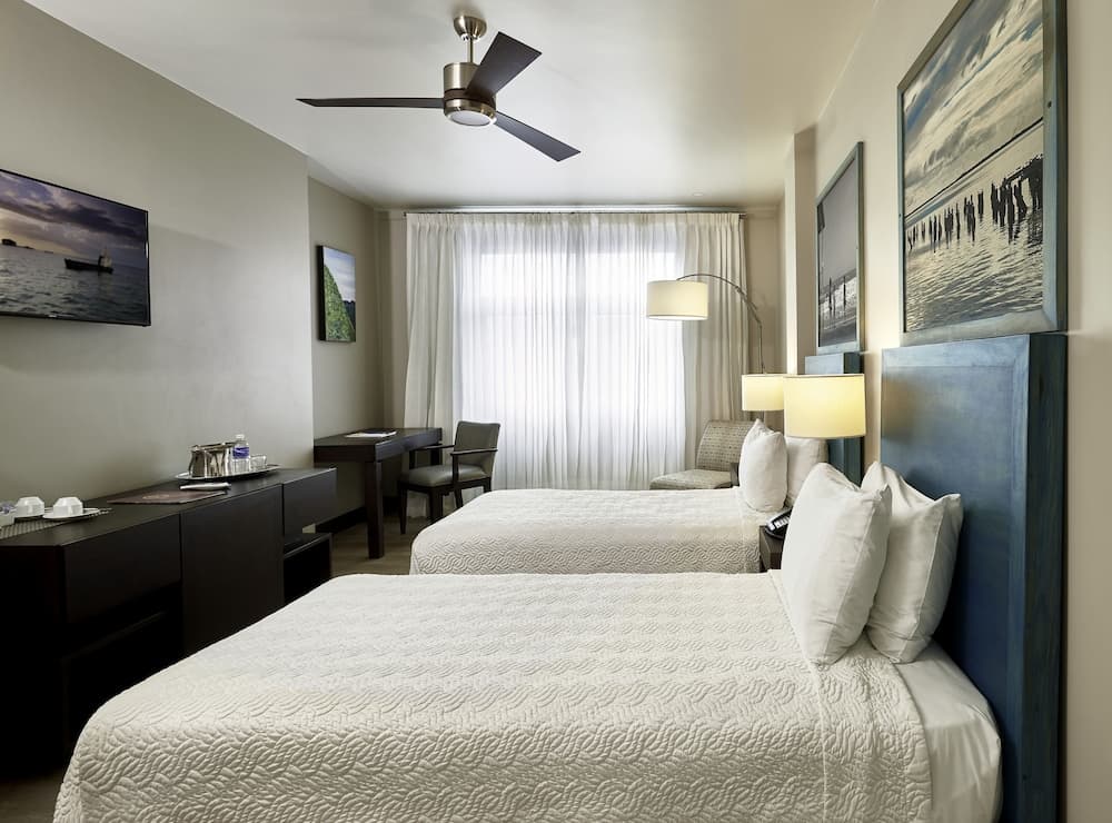 R Hotel Kingston - Photo 15