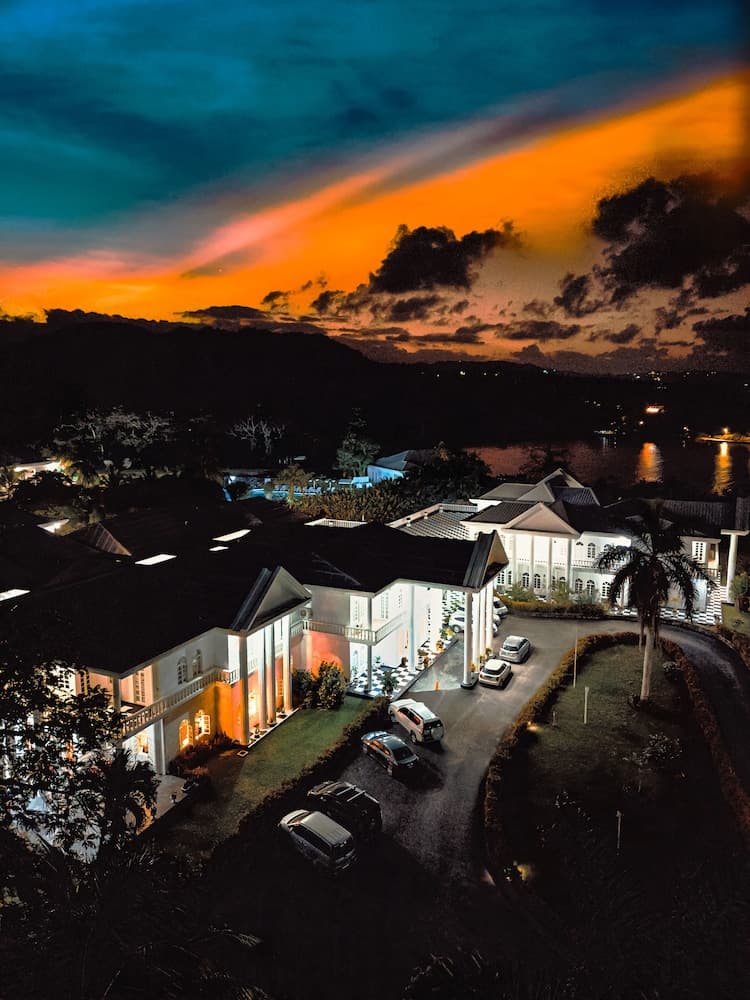 Jamaica Palace Hotel - Photo 43