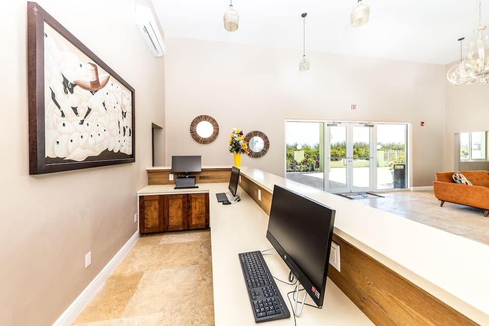 Ocean Breeze Resort - Photo 19