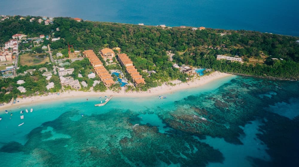 Infinity Bay Spa & Beach Resort - Photo 45