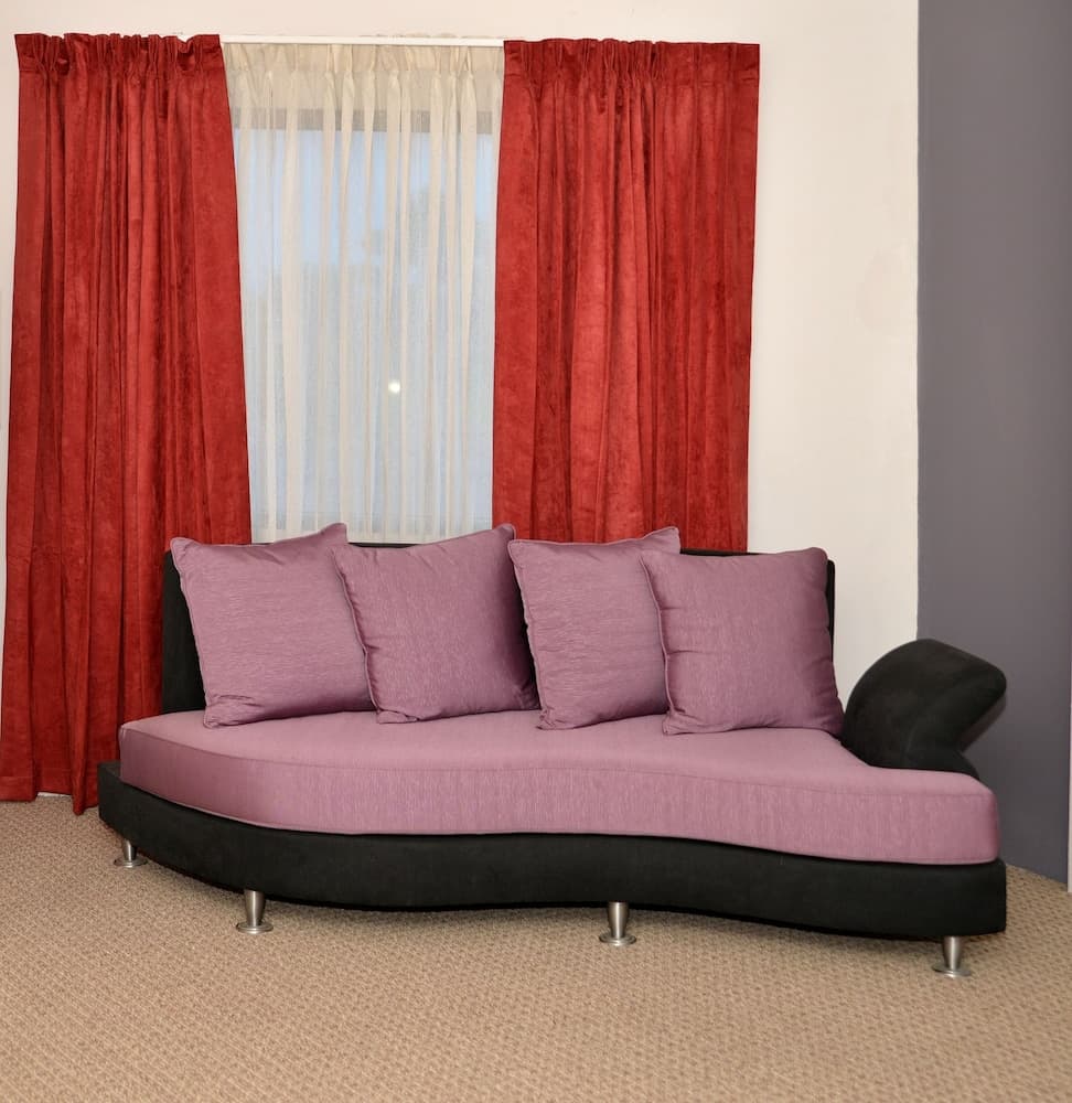 Regent Star Hotel - Photo 12