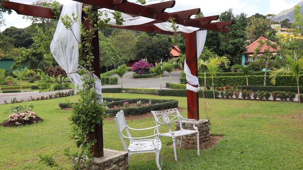 Hotel Rancho Guacamayos - Photo 47