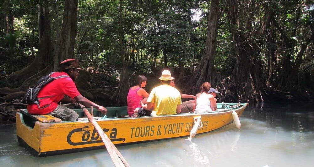 Kootney Resorts - Photo 14