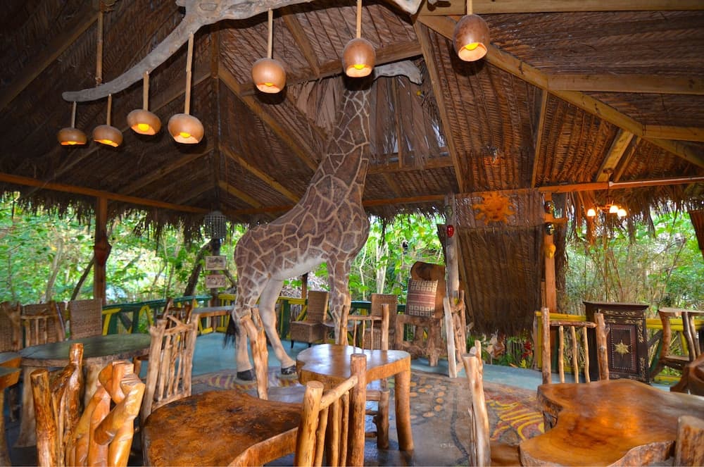 Great Huts - Photo 60