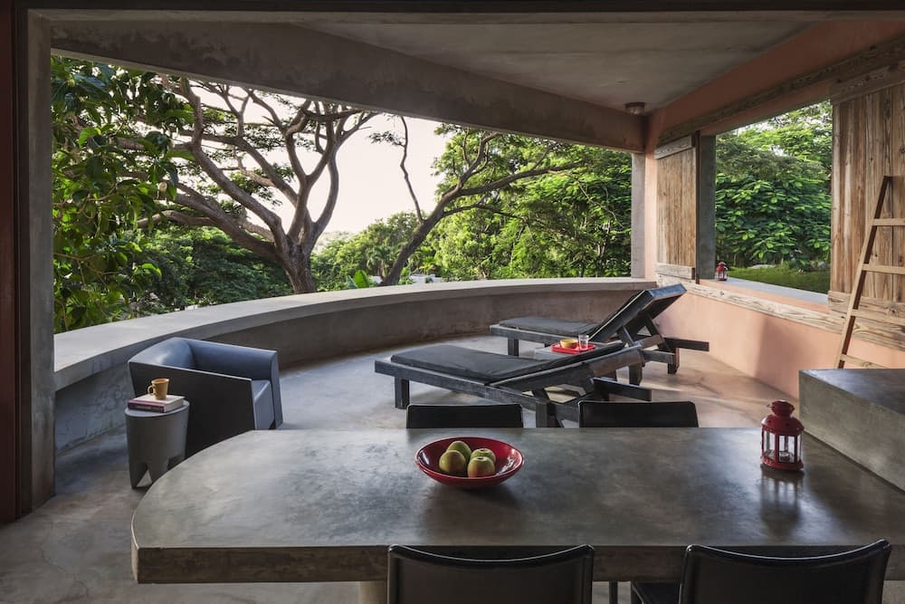 Hix Island House - Photo 12