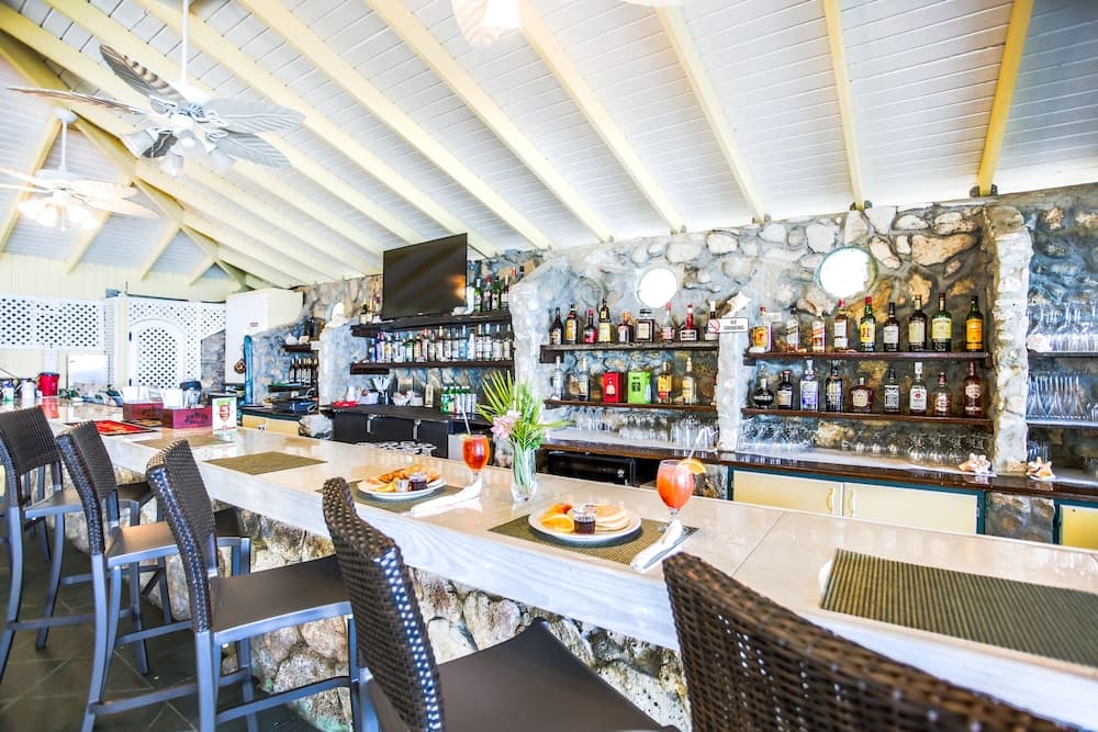 Sebastian's on the Beach - Photo 67