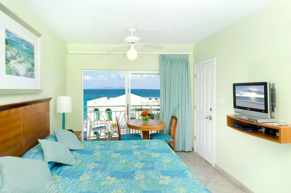 Oyster Bay Beach Resort - Photo 43