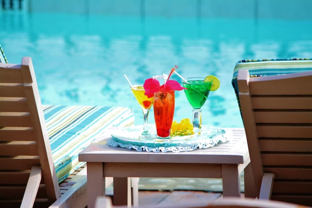 Beachcombers Hotel - Photo 31