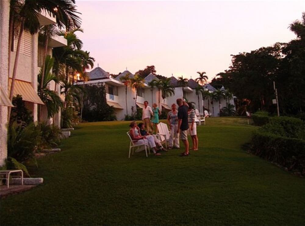 Goblin Hill Villas at San San - Photo 111