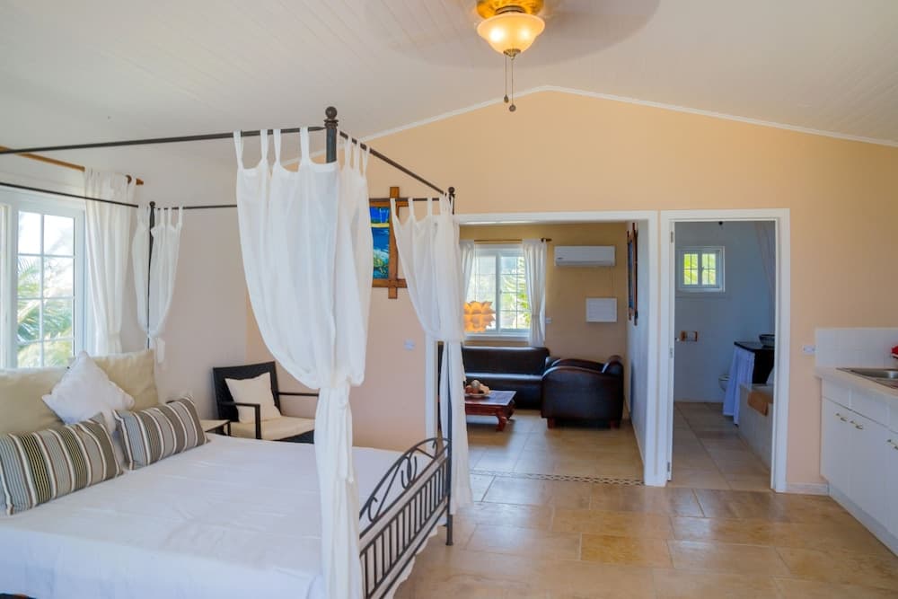 Davids Beach Hotel - Photo 7