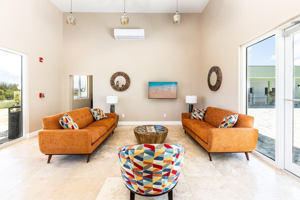 Ocean Breeze Resort - Photo 18