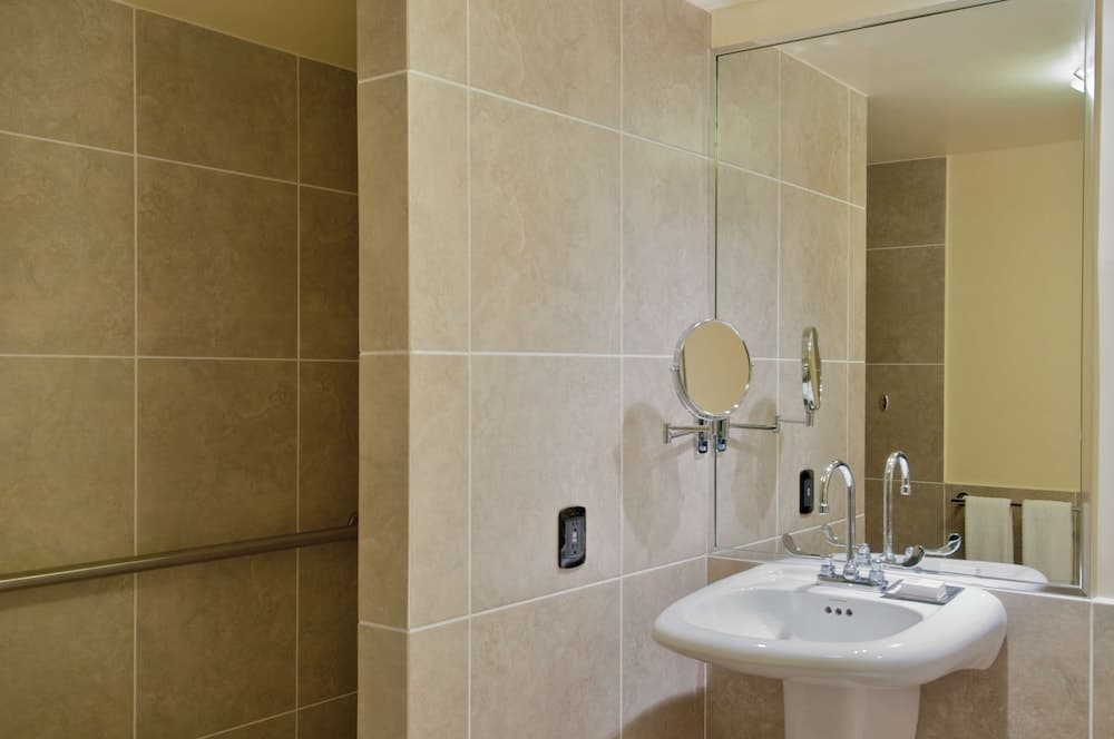 Hilton Trinidad & Conference Centre - Photo 50