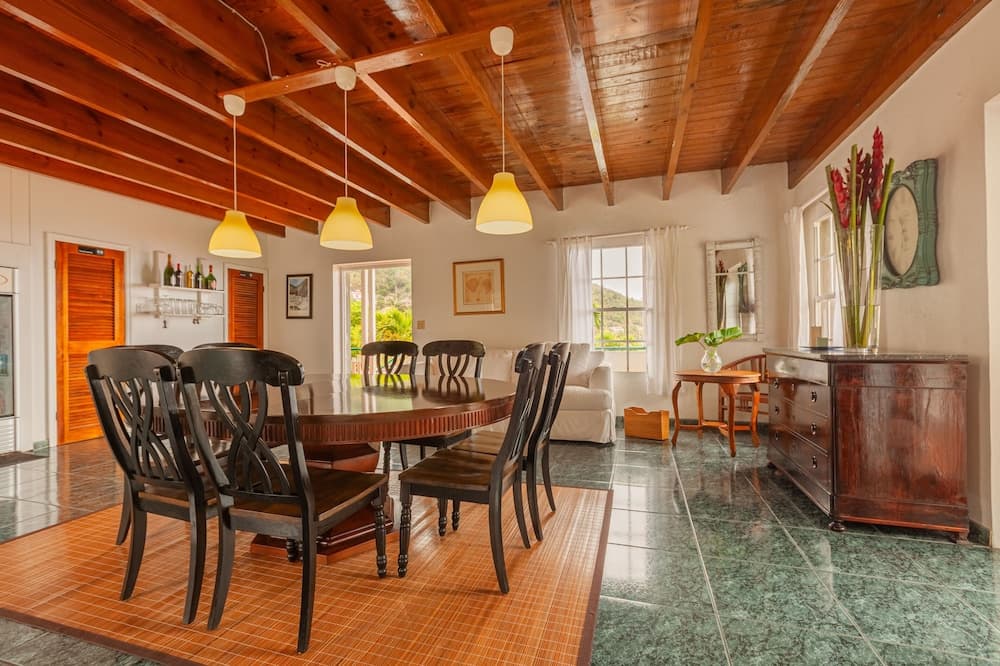 The Cottage Club Hotel - Photo 5