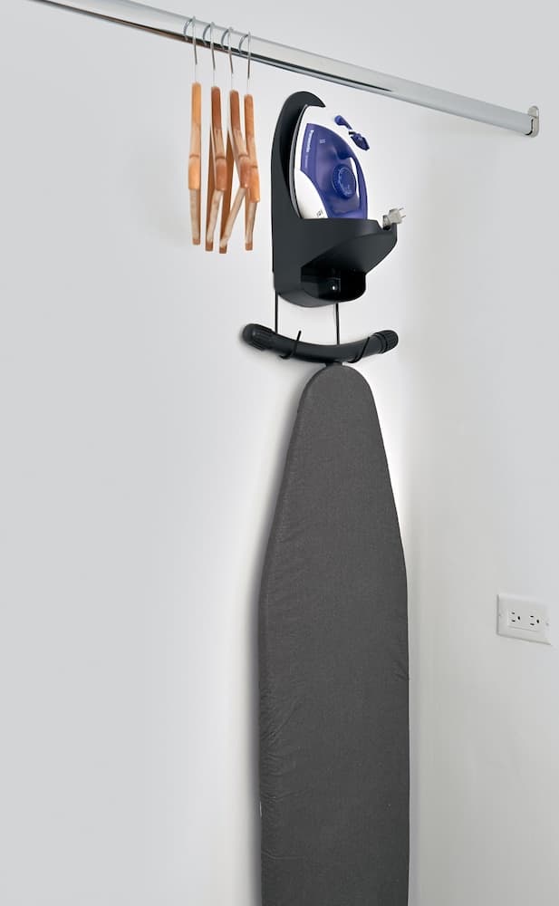 R Hotel Kingston - Photo 24