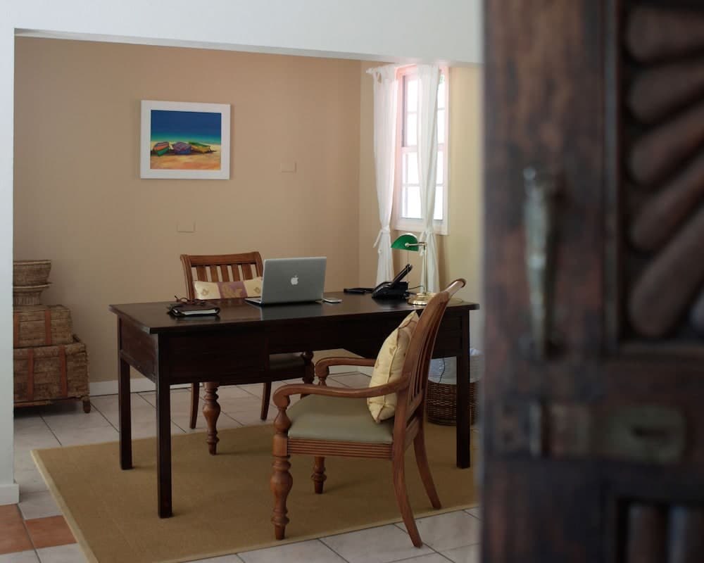 Queen’s Hotel Saba - Photo 11