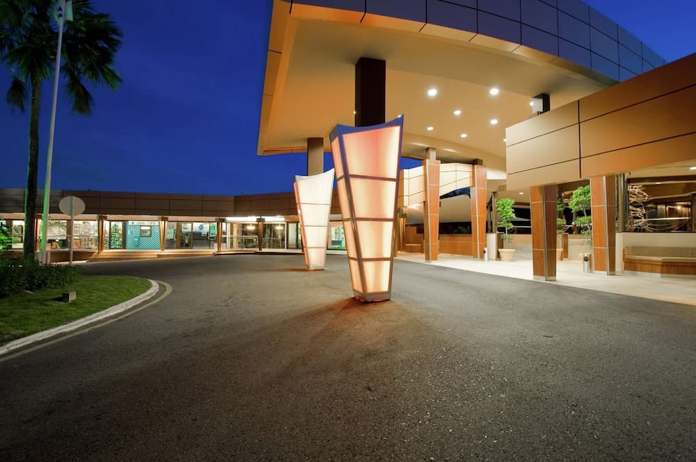 Hilton Trinidad & Conference Centre - Photo 109