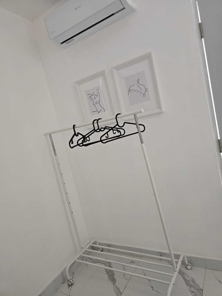 Casa Rosada Beach Front - Photo 3