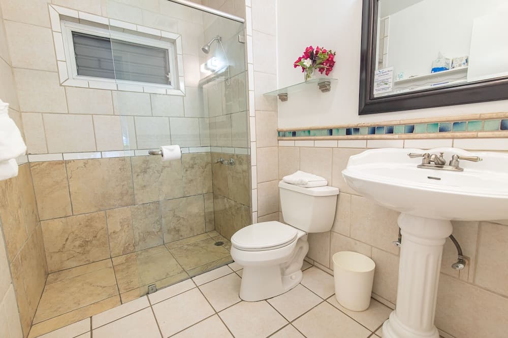 Osprey Beach Hotel - Photo 10