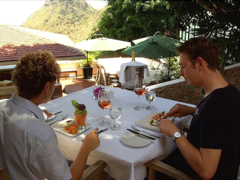 Queen’s Hotel Saba - Photo 22