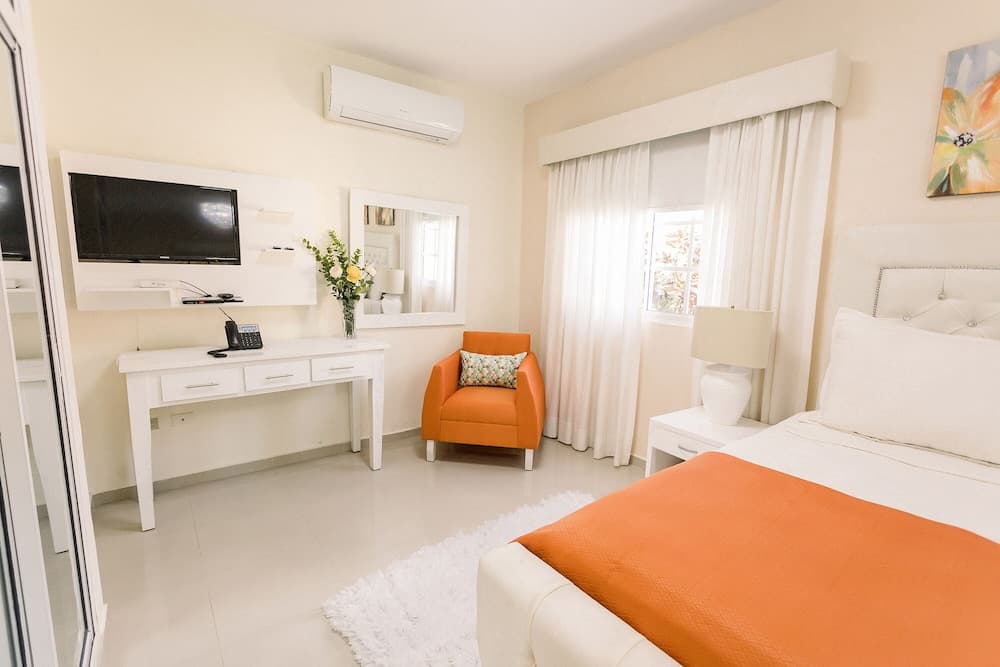 Hotel Rancho Guacamayos - Photo 37