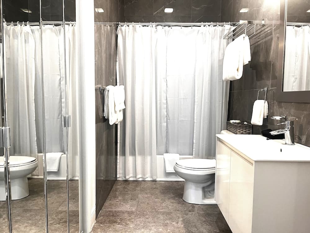 Ocean Breeze Resort - Photo 9