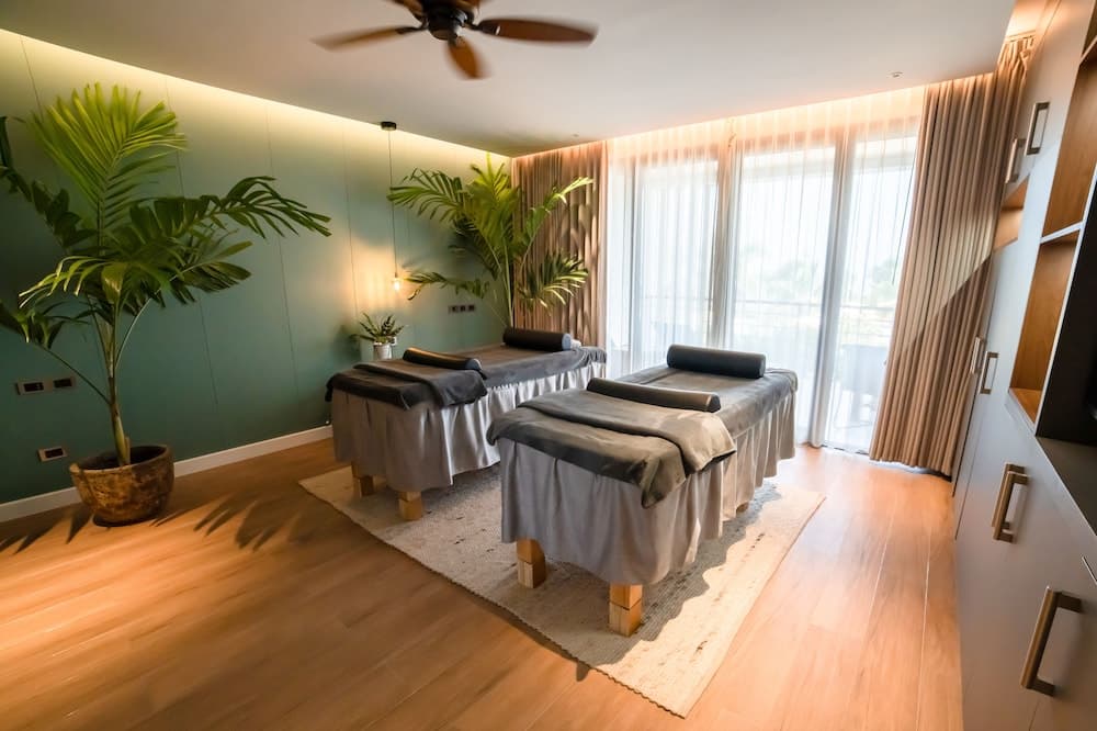 Golden Rock Dive And Nature Resort - Photo 22