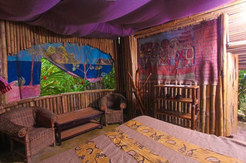 Great Huts - Photo 20