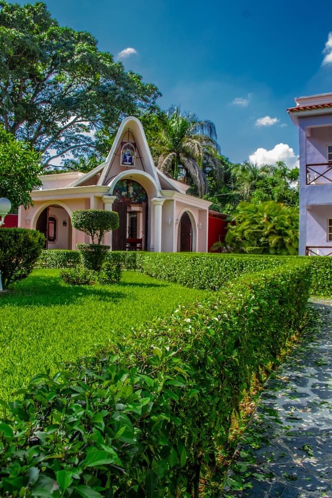 Hotel Rancho Guacamayos - Photo 136