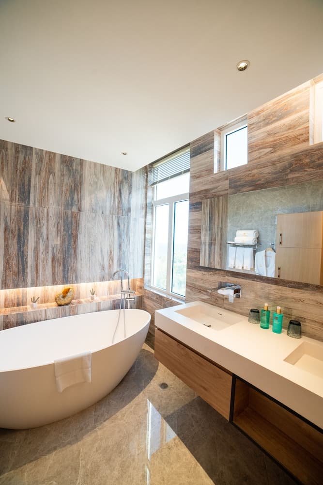 Golden Rock Dive And Nature Resort - Photo 8