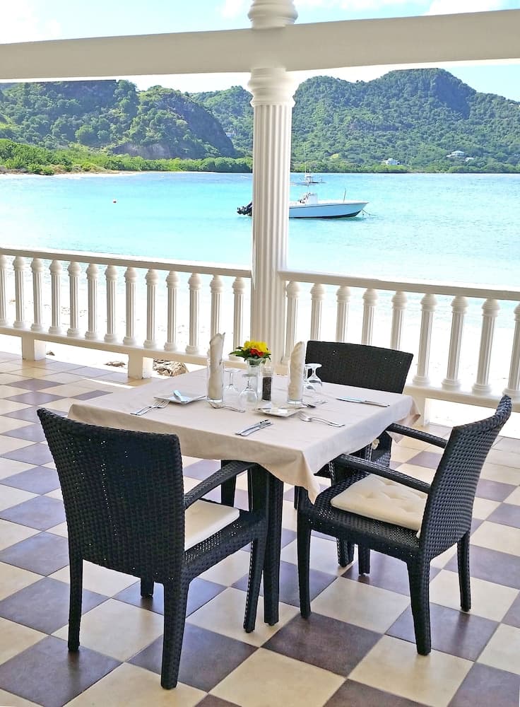 Davids Beach Hotel - Photo 20