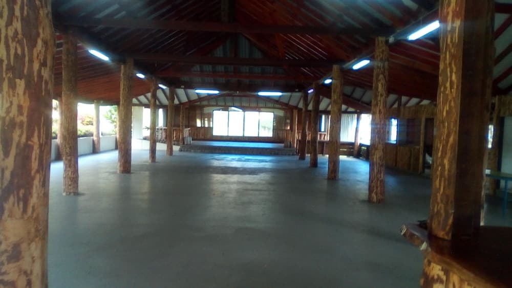 Spring Gardens Resort - Photo 7