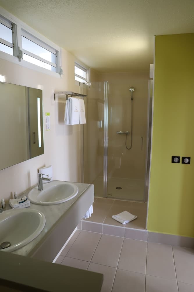 Hotel Saint - Georges - Photo 89