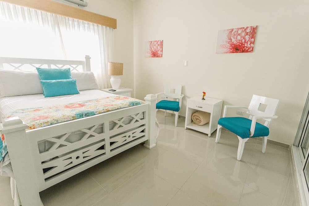 Hotel Rancho Guacamayos - Photo 23