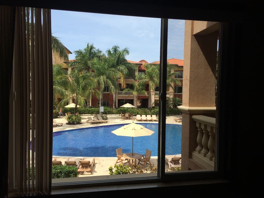 Infinity Bay Spa & Beach Resort - Photo 9