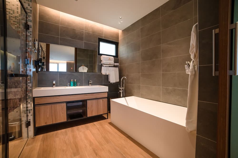 Golden Rock Dive And Nature Resort - Photo 3