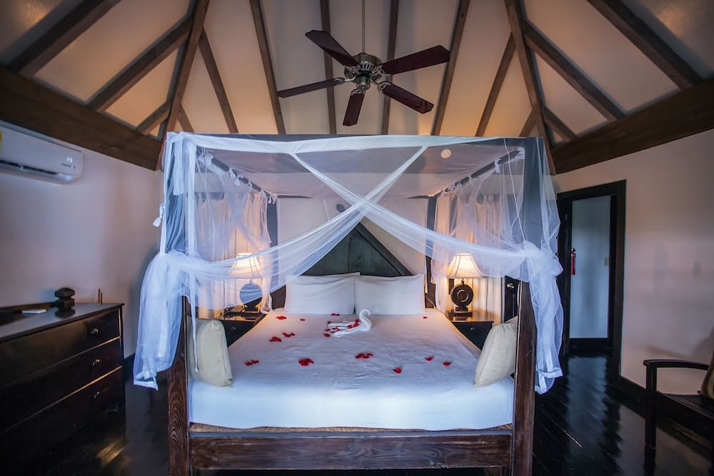 COCOS Hotel - Adults Only - Caters to Couples - All Inclusive - Photo 9