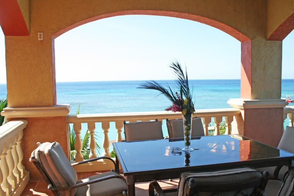 Infinity Bay Spa & Beach Resort - Photo 97