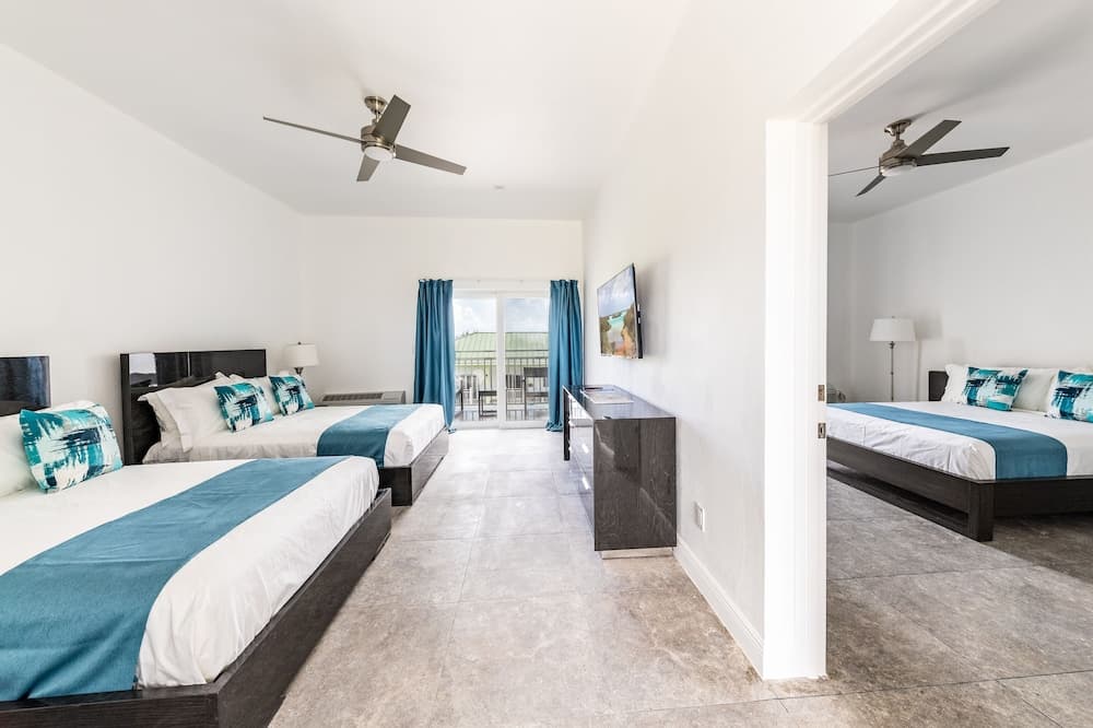 Ocean Breeze Resort - Photo 31