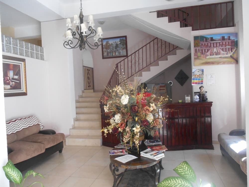 Le Paradis S. Hotel - Photo 2